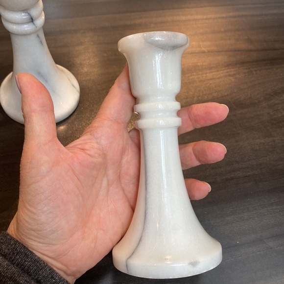 Beacon Hill Inc. Marble candlestick holders - Picture 4 of 12